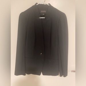 Size 4 black Banana Republic blazer